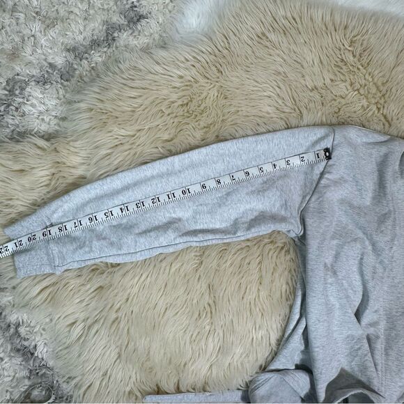 Athleta Gray V-Neck Sweater Soft Knit Casual - Picture 13 of 13